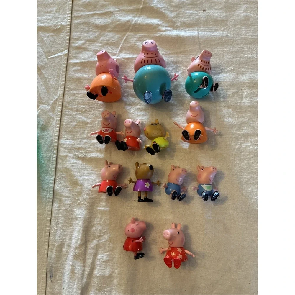 Peppa Pig Figure Figurines Lot Multiple Characters 13 Figure Lot